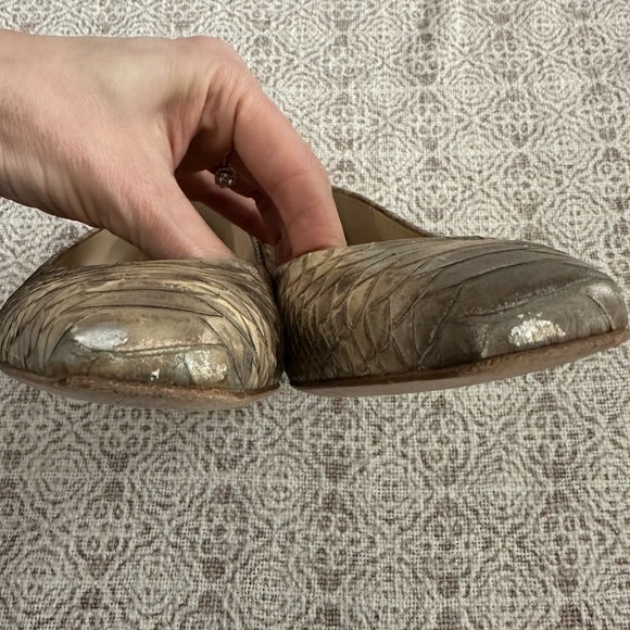 Stuart Weitzman Snipper Flats In Honey Mica Python - Picture 5 of 8